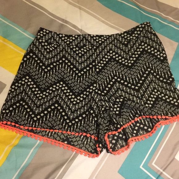 Charlotte Russe Pants - Charlotte Russe shorts